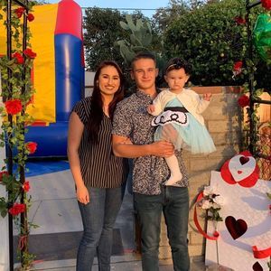 Meet your Posher, Sam